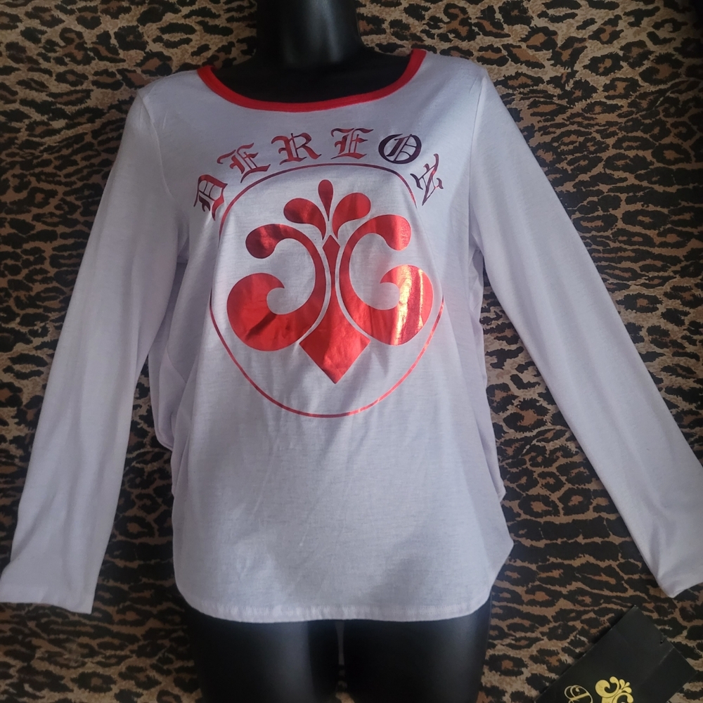 Dereon Long Sleeve Top with Red and White Design